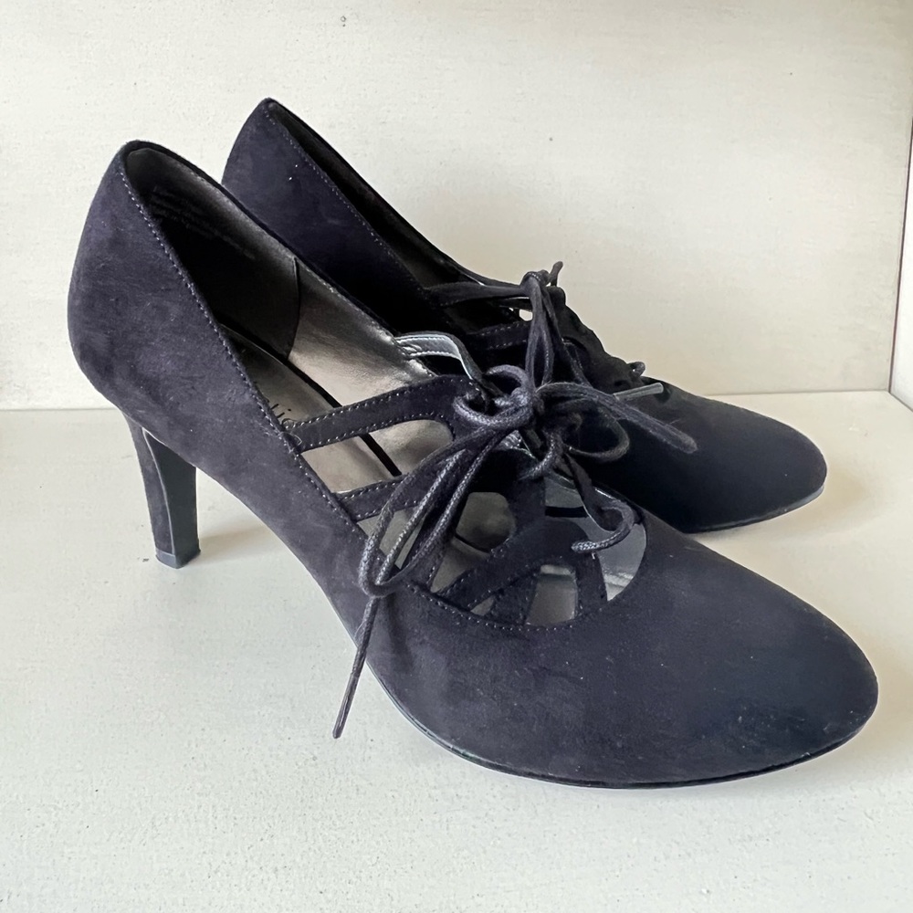 Kelly & Katie Heels